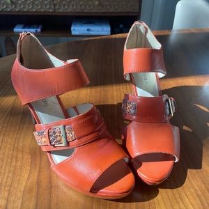 Brand new orange sandal size 38.5 Never been worn